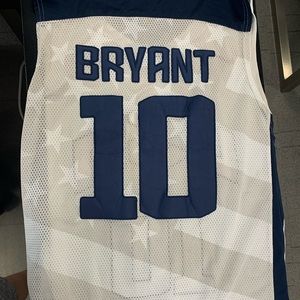 Men’s large Kobe Bryant USA jersey